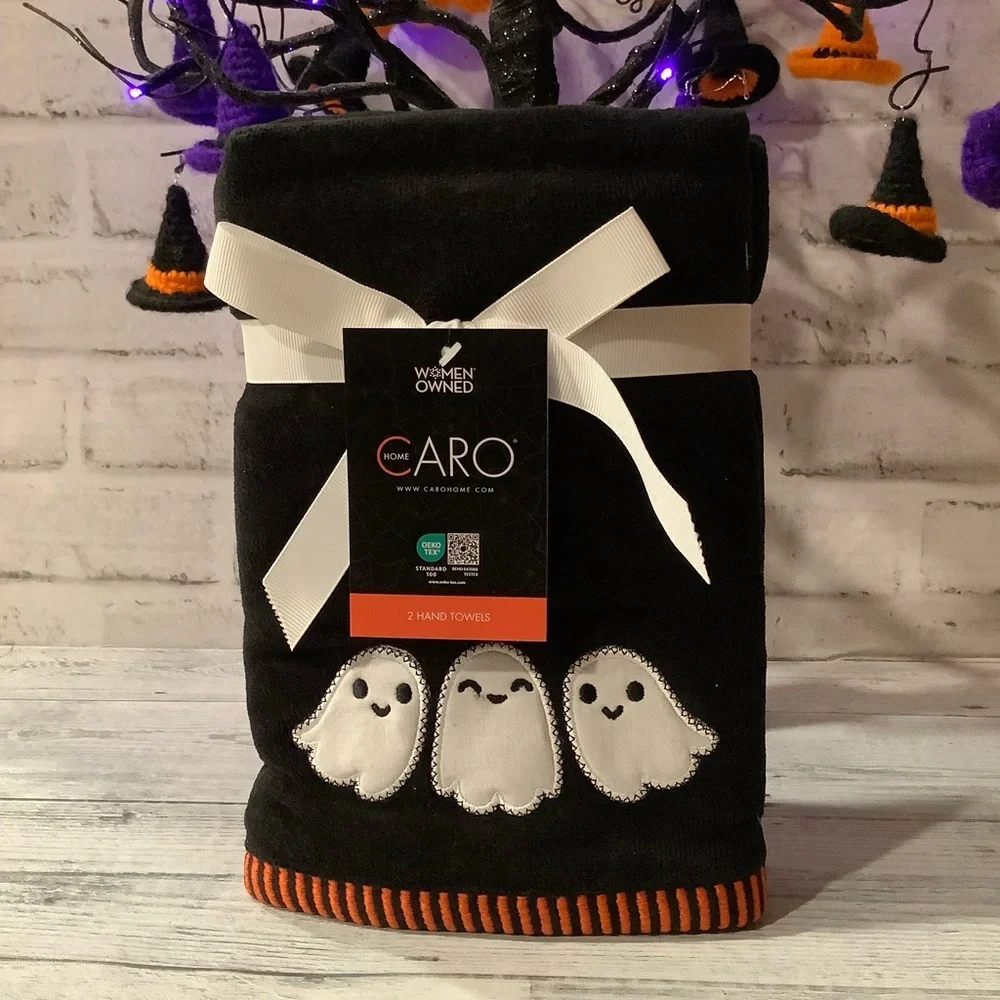Caro Home nwt set